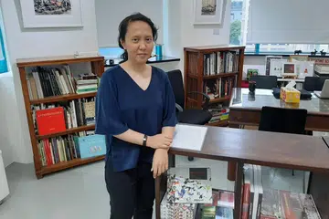 TERDORONG MEMIMPIN: Cik Fajrina berkata beliau dan anggota Apad lain ingin terus menyumbang kepada kelanjutan persatuan tersebut.