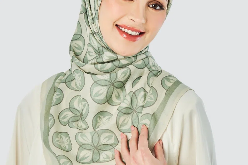 Walau dikatakan gaya ‘lama’, tudung bawal kian popular semula disebabkan gayanya yang boleh meningkatkan seri dan keanggunan.