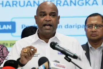 Naib Presiden Parti Keadilan Rakyat (PKR) yang juga Menteri Sumber Manusia Malaysia, Datuk Seri R Ramanan.