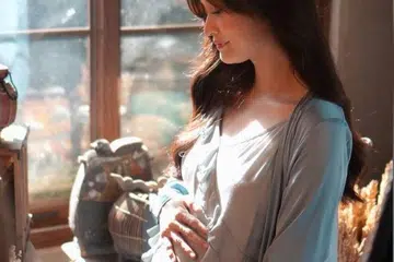 SARAT HAMIL: Ayda yang kini sarat hamil anak kedua dijangka melahirkan bayi pada awal Disember ini.