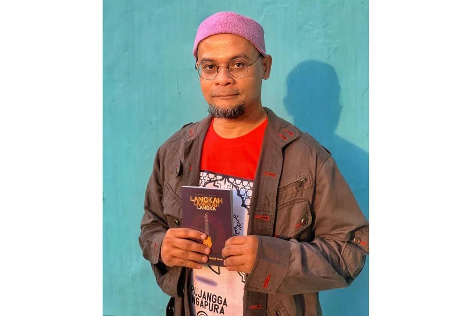 KHAIR YASIN: Memberi galakan kepada anak-anak muda The Wizdomz dan menghasilkan lirik 'Jiwa Ramadhan' yang memaparkan kesusahan dan kemiskinan sebagai lingkaran dugaan. - Foto fail