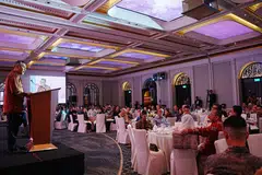 Dalam ucapannya di majlis Anugerah Jauhari pada 25 Oktober di Hotel Four Seasons, Editor Berita Harian, Encik Nazry Mokhtar, menyorot pencapaian akhbar ini sejak melalui transformasi setahun lalu.