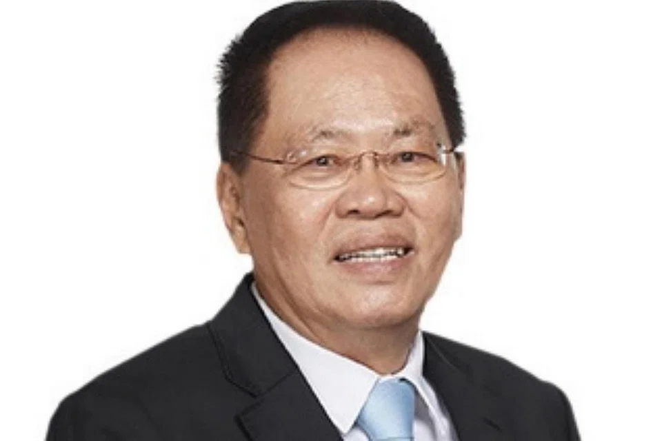 CONTOH KEPELBAGAIAN DALAM DASAR SUMBER INSAN SMRT: ANGGOTA LEMBAGA RTS OPERATIONS, ENCIK YAP KIM WAH 