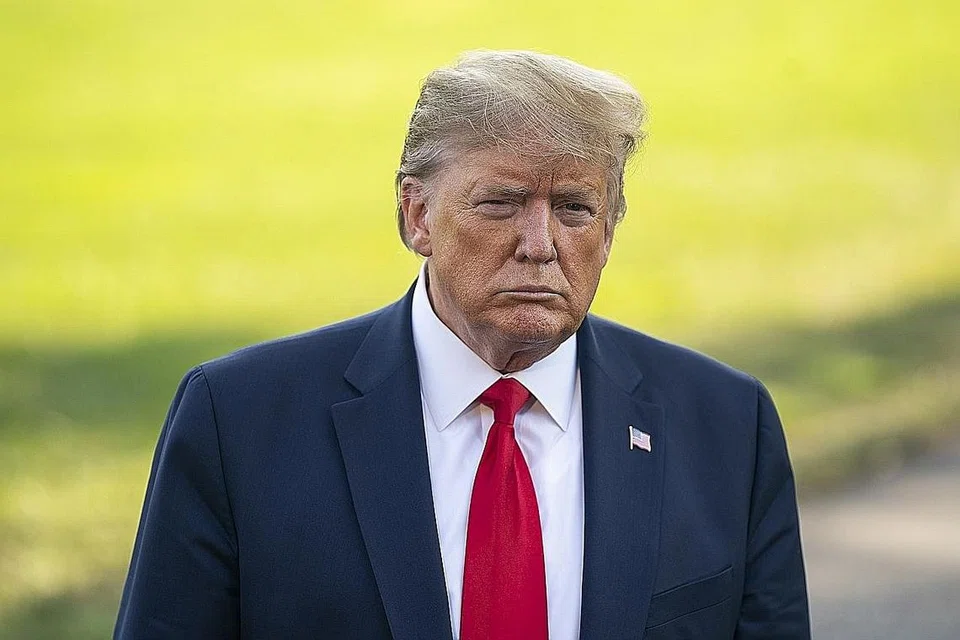 PRESIDEN DONALD TRUMP
