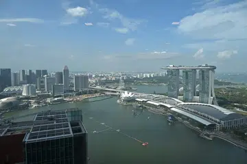 Rakyat Singapura boleh menyertai aktiviti berkumpulan seperti berkayak, menaiki bot kayuh, dan berdayung bot naga apabila Persatuan Rakyat (PA) membuka pangkalan luar pertama Passion Wave di kawasan Bayfront pada 2025.