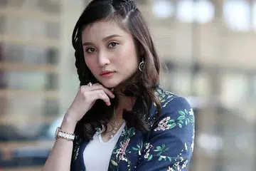 MENARIK PERHATIAN: Lagu Ayda Jebat, Pinjamkan Hatiku, menarik minat ramai orang apabila beliau menyanyikannya di rancangan 'I Can See Your Voice Malaysia'. - FOTO BHM