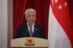 DATUK SERI ISMAIL SABRI YAAKOB: Berkata media diberi kebebasan sepenuhnya dalam laporan asalkan ia tepat dan bertanggungjawab. 