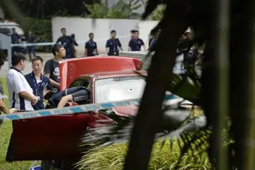 Kereta Subaru Impreza dalam kes tembakan di Hotel Shangri-La. - Gambar fail.