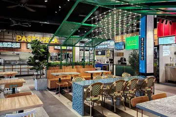 DI HAIG ROAD: Cawangan kedua tempat makan, Kedai Kopi, kendalian Tenderfresh Group, dibuka di Haig Road awal bulan ini. Ia menyediakan beraneka jenis makanan dan minuman. - Foto KEDAI KOPI TENDERFRESH.