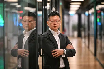 Ketua Pegawai Eksekutif (CEO) Revolut Singapura, Encik Raymond Ng, berkata pejabat baharu itu menunjukkan komitmen syarikat terhadap Singapura.