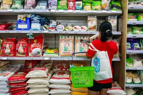 Trend inflasi bagi kategori Indeks Harga Pengguna (CPI) bercampur-campur pada September, dengan tiga daripada enam kategori mencatatkan penurunan.