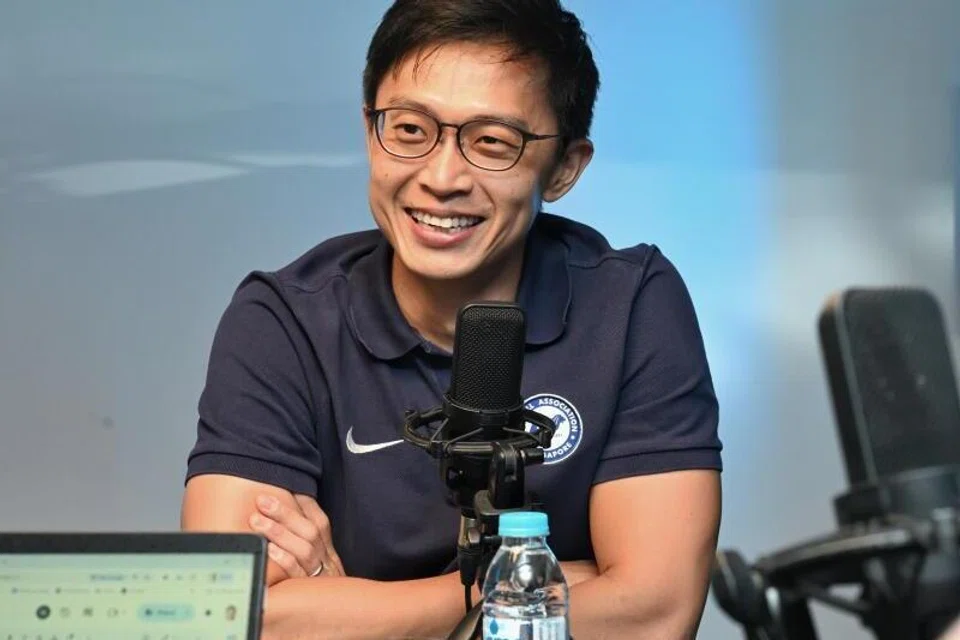 Dalam podcast BHerbual, Lee akur beliau mewarisi antara jawatan paling diperhatikan dalam arena sukan tempatan. 