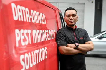 Bertugas di syarikat kawalan haiwan pemusnah atau ‘pest control’ Origin Exterminators, Encik Salman Mohd Said, percaya bahawa hidupan liar seperti ular penting kepada ekosistem kita. 