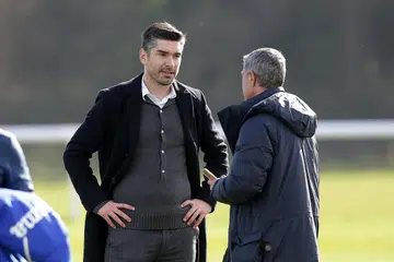 Richard Hughes (kiri) menghabiskan selama sedekad sebagai pengarah teknikal Bournemouth.