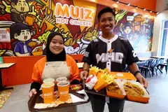 Muiz Hot Chicken, ayam goreng, kios, Muar