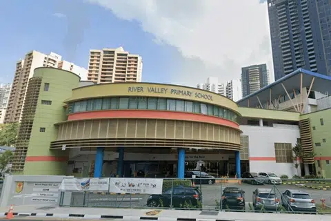 Kes yang didakwa buli di Sekolah Rendah River Valley yang berlaku  pada 6 Oktober itu melibatkan peljar ketiga, kata pengetua sekolah itu Cik Jennifer Pang. 