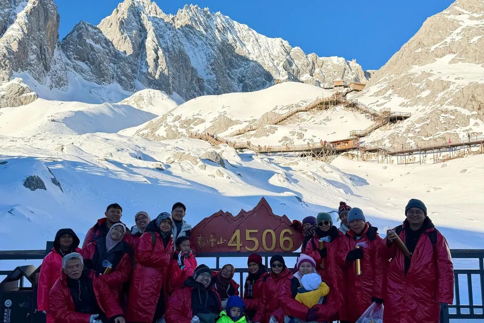 Jade Dragon Snow Mountain. 