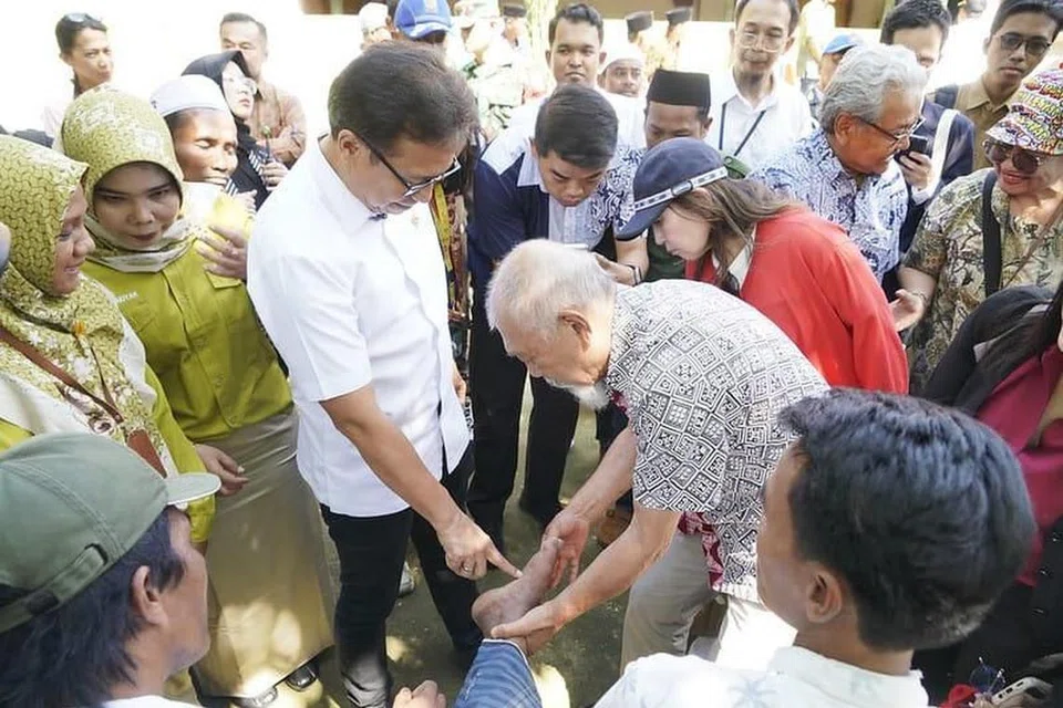 BUDI GUNADI, YOHEI SASAKAWA, KUSTA