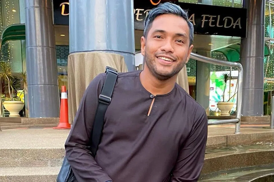 Pelakon Syazwan Zulkifly, tidak menolak kemungkinan bakal berkahwin dengan bekas tunang pada 2025, atas permintaan arwah ibunya.