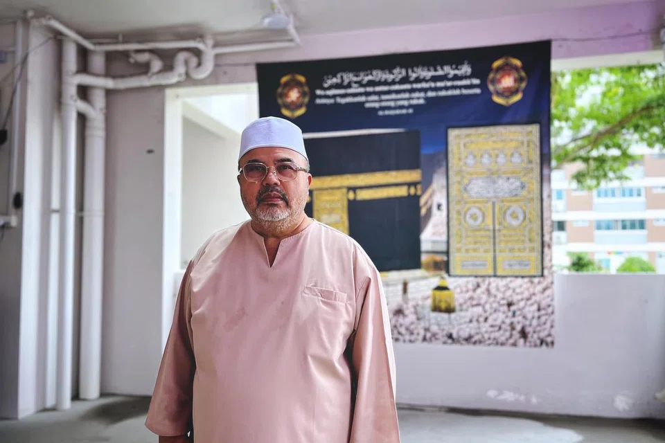 Pengerusi Kariah Golden Pine, Encik Ibrahim Akbar, 66 tahun.