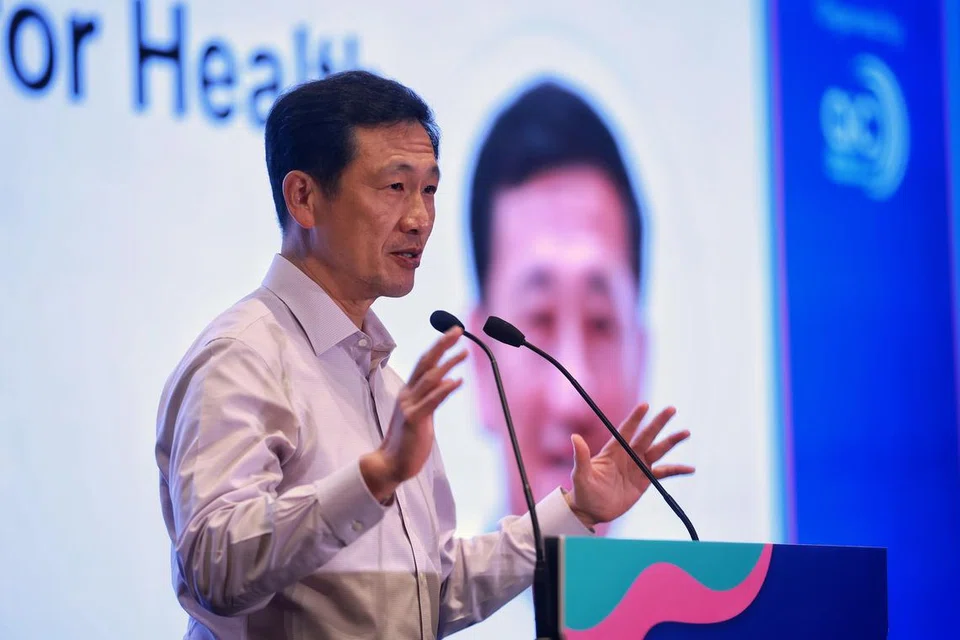 BOLEH GUNA MEDISAVE: Menteri Kesihatan, Encik Ong Ye Kung, mengumumkan pada Isnin bahawa mereka yang dirawat di rumah akan dibenarkan untuk menggunakan akaun MediSave mereka untuk membayar penyedia perubatan dan rawatan mulai 1 Oktober.