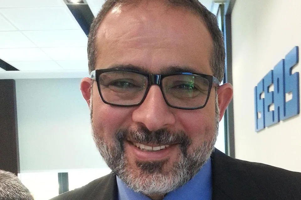 DR AREF: Bentangkan pandangannya dalam program seminar bertajuk 'Ekstremisme, Trauma dan Terapi: Menghadapi Kebangkitan ISIS di Timur Tengah' di Institut Iseas-Yusof Ishak semalam. - Foto SUHAIMI MOHSEN