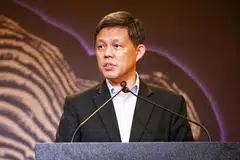 KEPERLUAN TINGKAT KEMAHIRAN: Menteri Pendidikan, Encik Chan Chun Sing, menyatakan bahawa meningkatkan kemahiran bukan lagi satu pilihan jika individu dan perusahaan ingin berkembang maju. - Foto BH oleh FELINE LIM