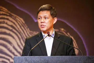 KEPERLUAN TINGKAT KEMAHIRAN: Menteri Pendidikan, Encik Chan Chun Sing, menyatakan bahawa meningkatkan kemahiran bukan lagi satu pilihan jika individu dan perusahaan ingin berkembang maju. - Foto BH oleh FELINE LIM