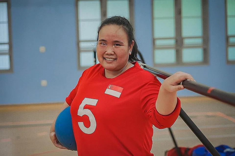 SASAR PINGAT: Norliana ingin pasukan goalball Singapura menunjukkan kemajuan mereka dalam Sukan Para Asean Solo nanti. - Foto BM oleh NUR DIYANA TAHA