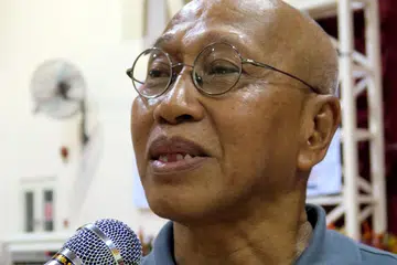 SUMADI SARKAWI: Bedah konsep jati diri generasi muda dan kemasyarakatan.