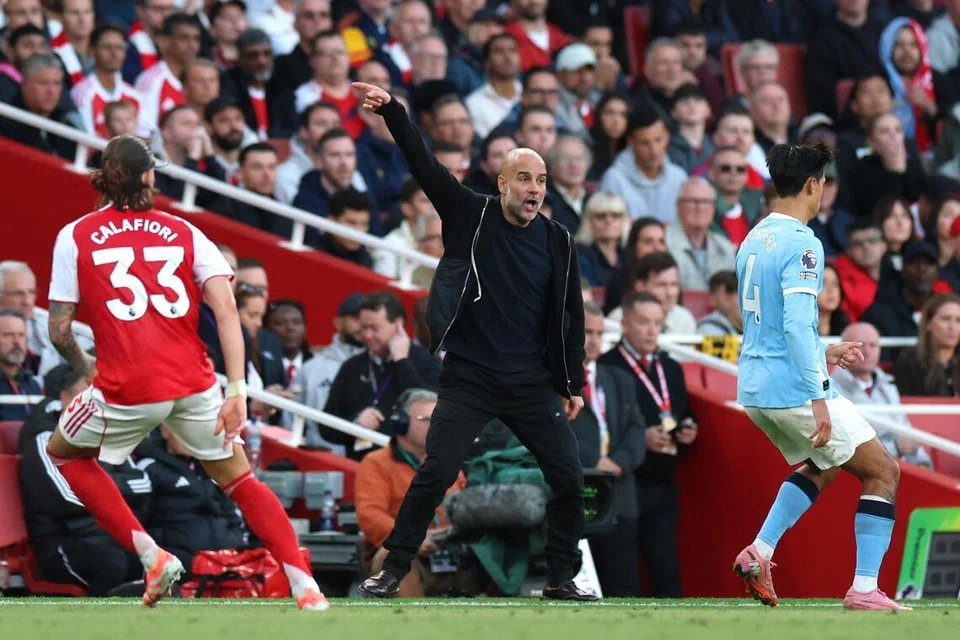 Pep Guardiola memuji prestasi Arsenal untuk menguasai perlawanan selepas Manchester City menggunakan lima pemain pertahanan, seraya akur pasukannya kini dalam proses peralihan. 