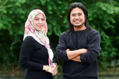 AKUI KHILAF: Lan Solo (kanan) dan Syura Badron (kiri) mengakui khilaf dan bersedia menyelesaikan kes sejak awal, namun terdapat syarat yang ditetapkan Siti Nordiana dan membuatkan mereka terpaksa menentang kes itu di mahkamah. 