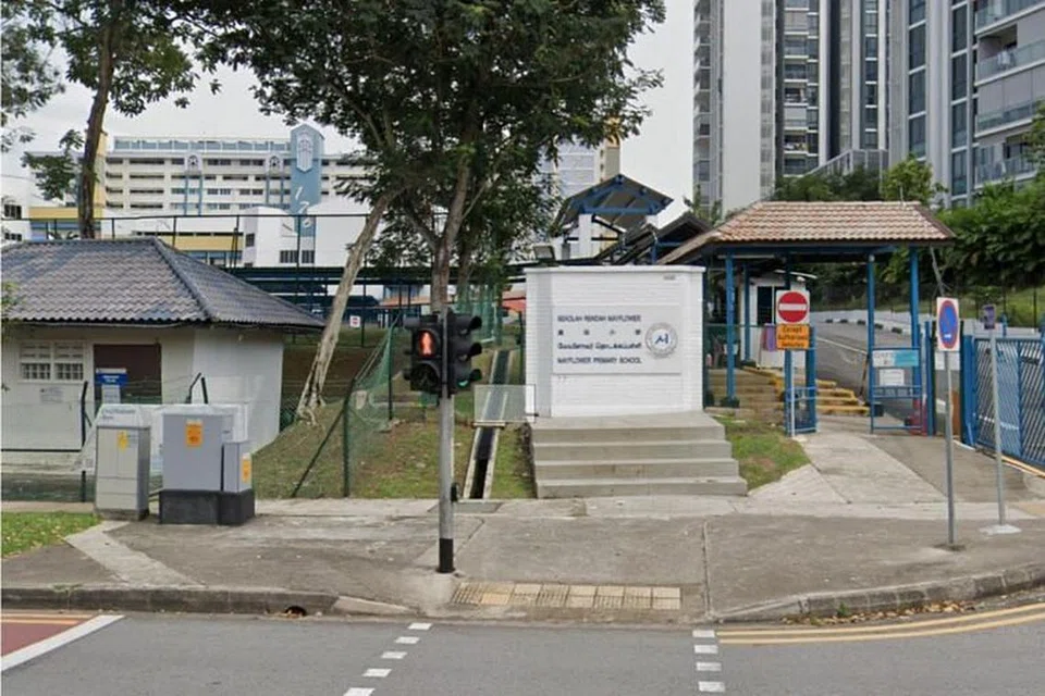 Sekolah Rendah Mayflower akan kembali ke lokasi tetap pada Januari 2022 dan bukan Januari depan.