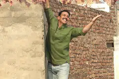 ‘Toilet: Ek Prem Katha’ adalah antara filem dengan pengaruh sosial yang dijayakan Akshay Kumar. Ia menekankan soal kebersihan di kawasan desa India yang memerlukan bekalan tandas dan usaha menghentikan kebiasaan penduduk membuang air besar dan kecil secara merata.
