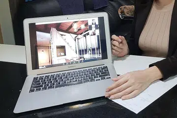HARUS DITUNDA: Majlis Agensi Hartanah berkata, pelanggan sebaiknya meninjau hartanah menerusi pautan video jika dalam keadaan yang perlu. FOTO: IHSAN CIK CHARLYENE CHOO
