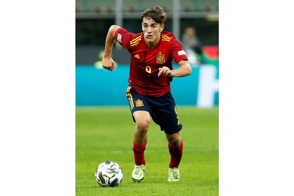 PEMAIN MIDFIELD SEPANYOL GAVI. - Foto REUTERS