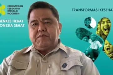 BERJAGA-JAGA: Ketua Pengarah Pencegahan dan Kawalan Penyakit, Encik Maxi Rein Rondonuwu, memberitahu tentang siasatan yang dijalankan, dalam sidang media maya mengenai mikoplasma pneumoniae pada 6 Disember.