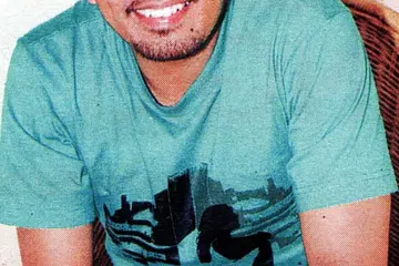 BARU BERGELAR BAPA: Glenn menghembuskan nafas terakhir genap 40 hari usia bayinya bersama isteri Mutia Ayu, Gewa. - Foto TABLOID NOVA