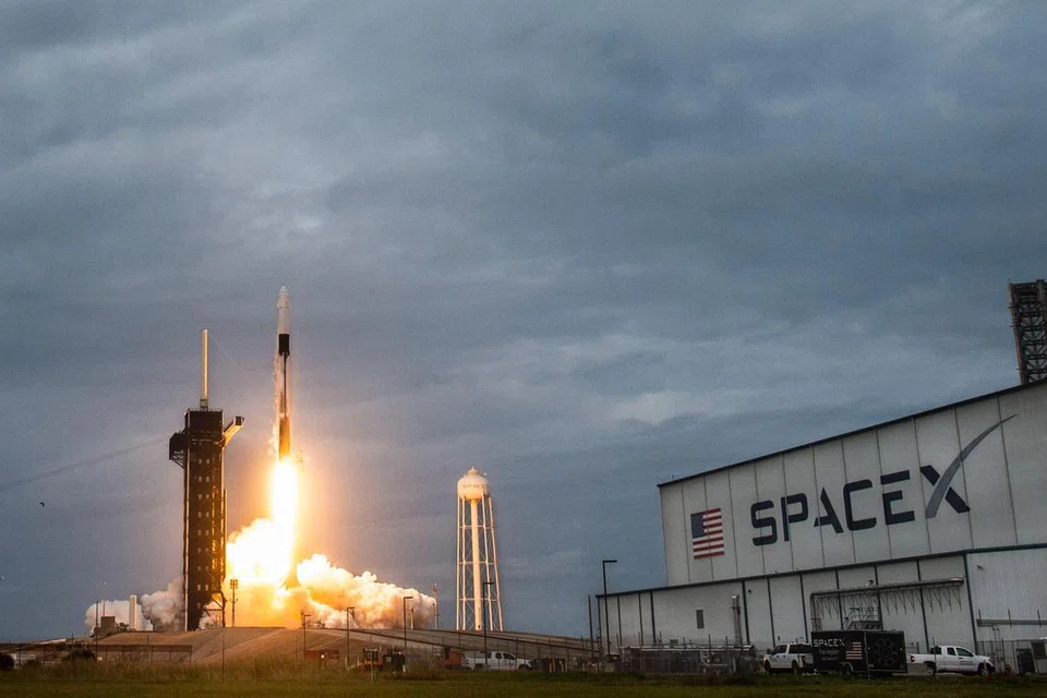 Roket SpaceX Falcon 9 dengan kapsul Crew Dragon dilancarkan dari  Pusat Angkasa Kennedy, di Cape Canaveral, Florida, pada 18 Januari 2024. Angkasawan Turkey pertama merupakan antara kru ekspedisi tersebut.