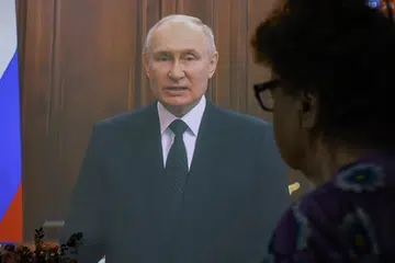 KENYATAAN PRESIDEN: Presiden Russia, Encik Vladimir Putin, menjelaskan tindakannya membiarkan militia Wagner melakukan pemberontakan buat seketika sebelum tindakan tegas diambil demi mengelak pertumpahan darah, dalam ucapan kepada rakyat, yang disiarkan di televisyen di Moscow, Russia, Sabtu lalu. 