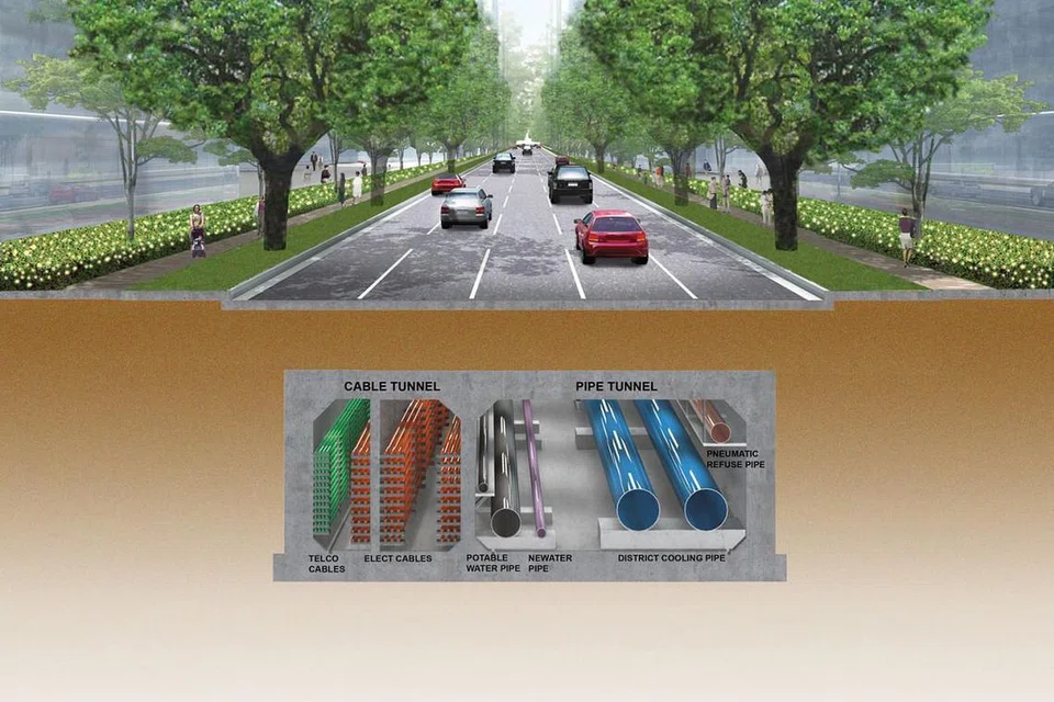 CABARAN STRUKTUR: Bukan sahaja permukaan tanah harus dilakar dengan rapi tetapi juga pemasangan kabel dan paip bawah tanah harus diteliti dengan teratur bagi pelancaran sistem pengangkutan yang baik. - Foto URA