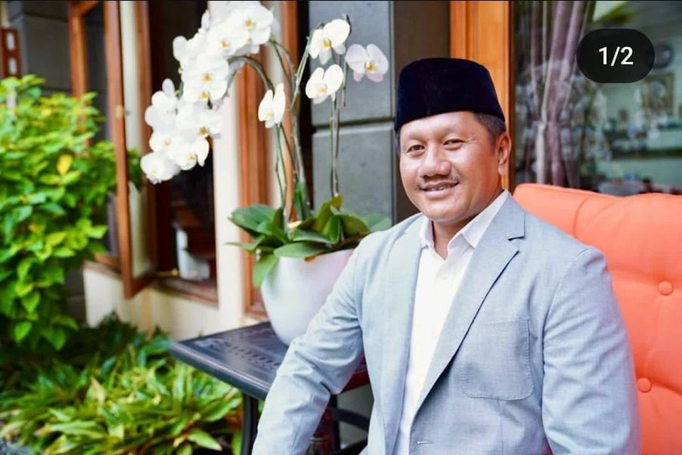 Encik Joko Suranto, Pengerusi Persatuan Perusahaan Hartanah Indonesia (REI), menjelaskan bahawa warga asing boleh membeli rumah di Indonesia.