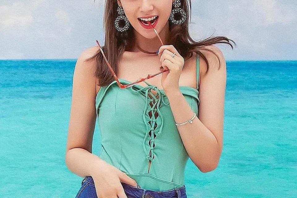 PERNAH DILAPOR DISERANG PERASAAN PANIK: Jeongyeon dikatakan sedang bergelut dengan beberapa cabaran peribadi dan memerlukan sedikit masa untuk berehat dan mengembalikan semangat serta kesungguhannya untuk berkarya semula. - Foto JEONGYEON TWICE/INSTAGRAM