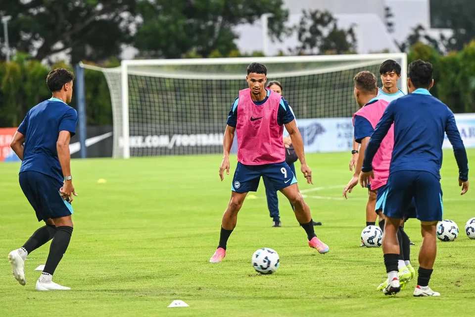 ikhsan fandi, pasukan bola singapura 