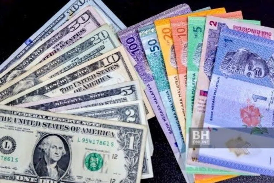 Ringgit terus mengukuh ke paras 4.033 berbanding dolar Amerika Syarikat, dan 3.149 berbanding dolar Singapura pada pagi 26 Disember 2025.
