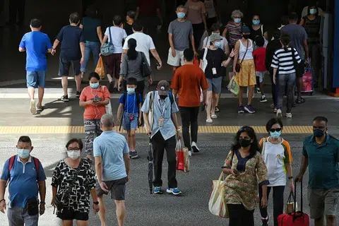 KIAN MENUA: Laporan tahunan Sorotan Penduduk oleh Divisyen Kependudukan dan Bakat Nasional (NPTD) mendapati bahawa penduduk Singapura sedang menua dengan pesat, dengan kadar kesuburan rendah dan jangka hayat yang lebih panjang.