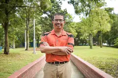 Encik Zainal Sapari merupakan Anggota Parlimen GRC Pasir Ris-Punggol dan Penolong Setiausaha Agung NTUC