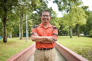 Encik Zainal Sapari merupakan Anggota Parlimen GRC Pasir Ris-Punggol dan Penolong Setiausaha Agung NTUC