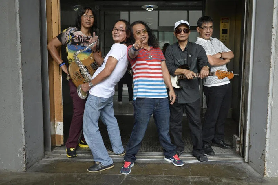 Black Dog Bone, Jatt Ali, Razzi M, Dulu Dan Sekarang, Esplanade