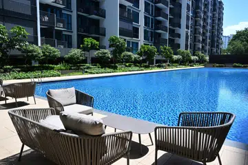 Salah sebuah kolam renang di kondominium  Treasure at Tampines. Lelaki itu difahamkan lemas dalam sebuah kolam spa onsen di kondominium itu.